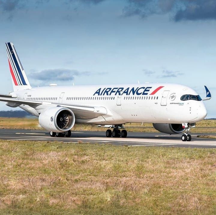 air france a350 chicago flight return